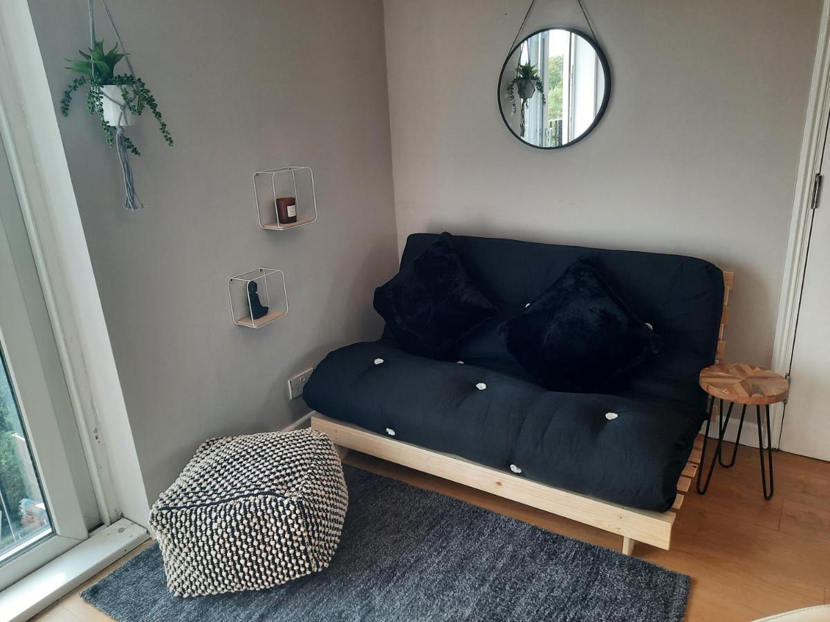 לונדון Alross Studio Flat / Private Bathroom מראה חיצוני תמונה