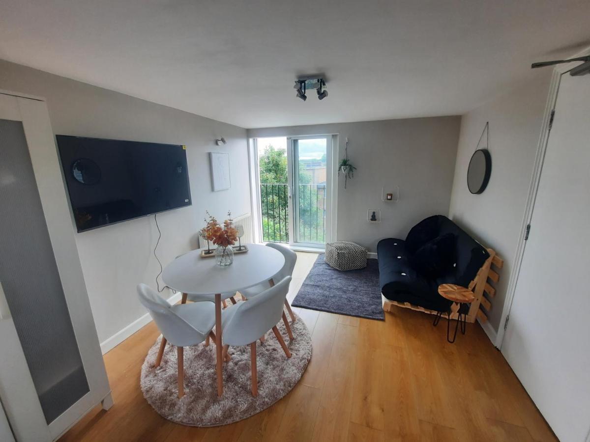 לונדון Alross Studio Flat / Private Bathroom מראה חיצוני תמונה