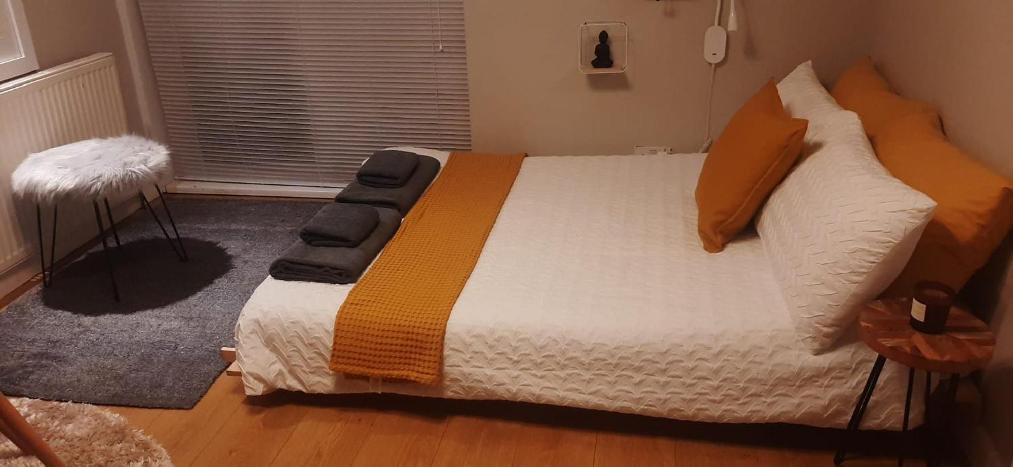 לונדון Alross Studio Flat / Private Bathroom מראה חיצוני תמונה